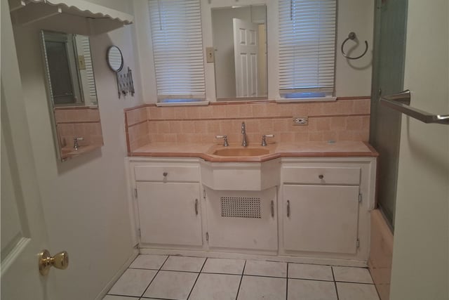 15235 La Maida, Sherman Oaks, CA 91403 — photo 34 of 37