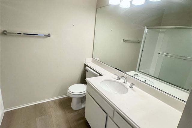 18107 Erik Court 464, Canyon Country, CA 91387 — photo 4 of 11