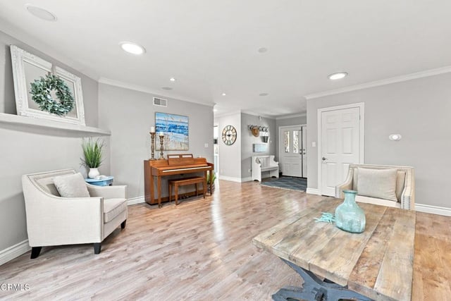 718 Calle Mandarinas, Thousand Oaks, CA 91360 — photo 20 of 63