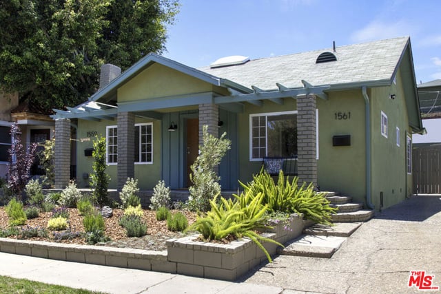 1561 Carmona Avenue, Los Angeles, CA 90019 — photo 3 of 50