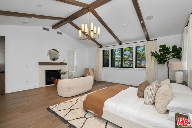 635 Seward Street, Los Angeles, CA 90004 — photo 14 of 36