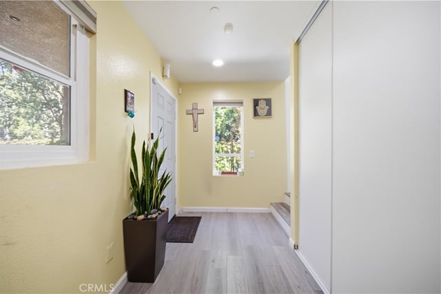 14685 1/2 Sherman, Van Nuys, CA 91405 — photo 3 of 36