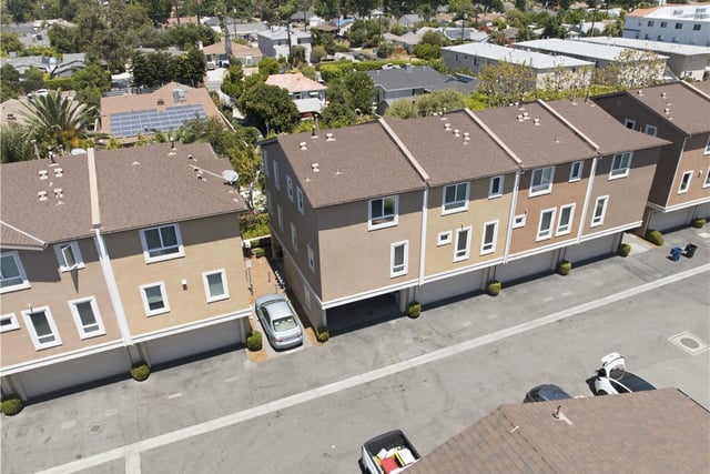 14685 1/2 Sherman, Van Nuys, CA 91405 — photo 34 of 36