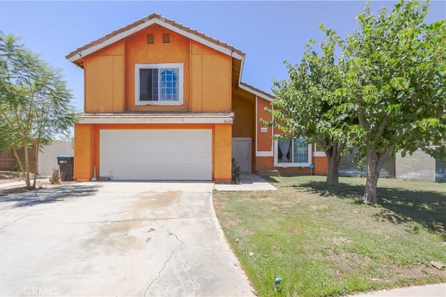 38605 Bitter Root, Palmdale, CA 93550 — photo 2 of 30
