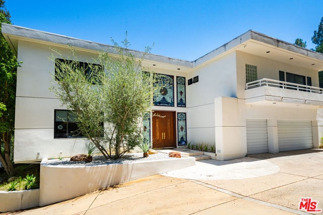 15656 Crownridge Place, Sherman Oaks, CA 91403 — photo 2 of 71