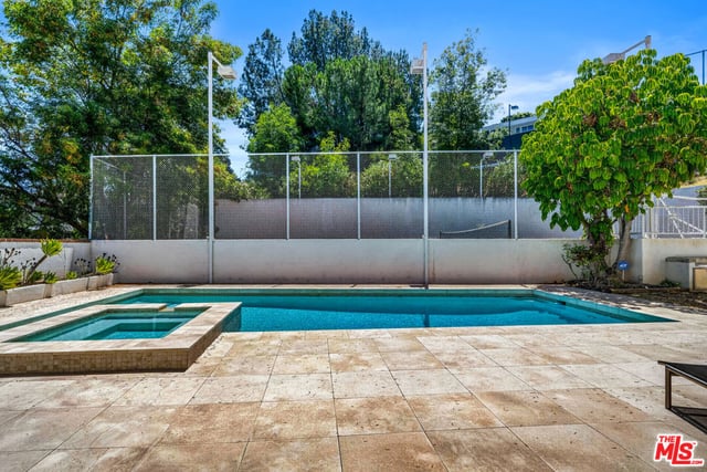 15656 Crownridge Place, Sherman Oaks, CA 91403 — photo 24 of 71