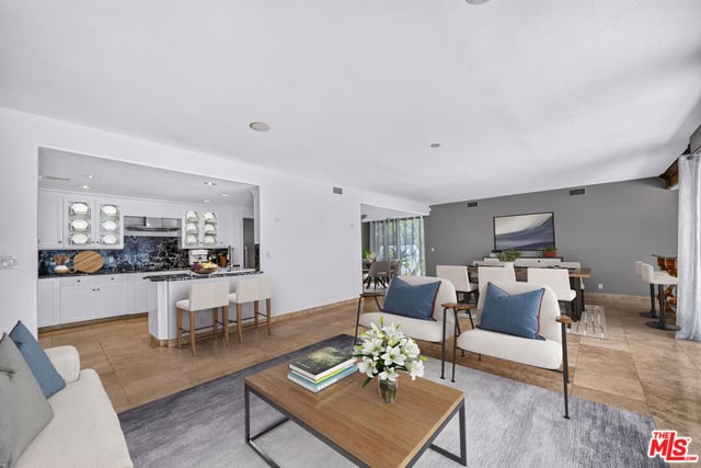 15656 Crownridge Place, Sherman Oaks, CA 91403 — photo 31 of 71