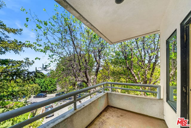 15656 Crownridge Place, Sherman Oaks, CA 91403 — photo 58 of 71