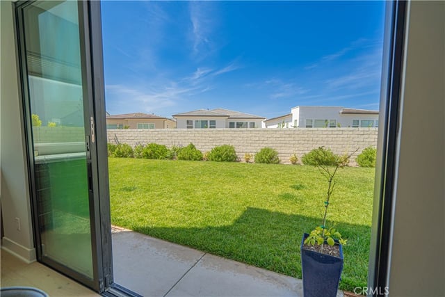 27871 Screenplay Place, Valencia, CA 91381 — photo 11 of 71