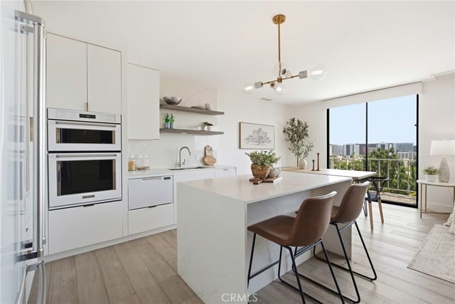 100 S Doheny 707, Los Angeles, CA 90048 — photo 2 of 54