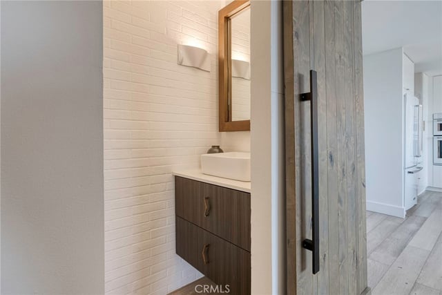 100 S Doheny 707, Los Angeles, CA 90048 — photo 34 of 54