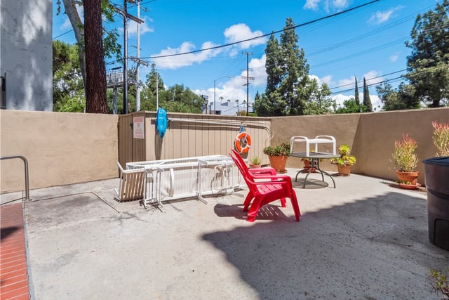 4301 Fulton Avenue 303, Sherman Oaks, CA 91423 — photo 38 of 56