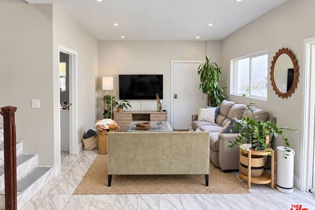 922 S Bundy Drive, Los Angeles, CA 90049 — photo 30 of 35