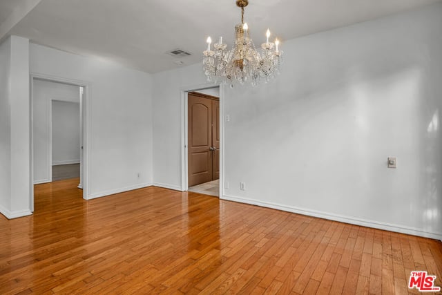 922 S Bundy Drive, Los Angeles, CA 90049 — photo 7 of 35