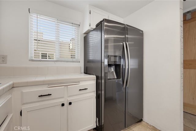 726 Elm Avenue 403, Long Beach, CA 90813 — photo 12 of 35