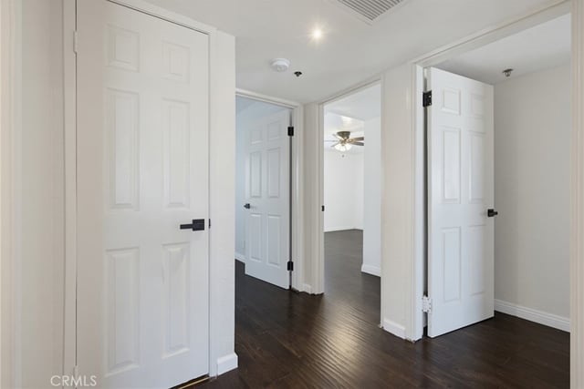 726 Elm Avenue 403, Long Beach, CA 90813 — photo 14 of 35