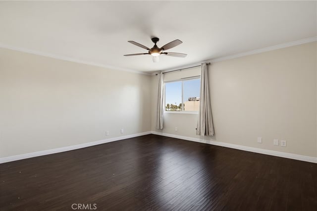 726 Elm Avenue 403, Long Beach, CA 90813 — photo 17 of 35