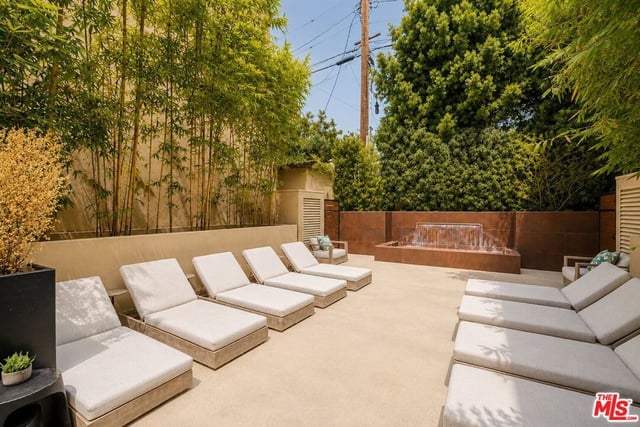 728 N Sweetzer Avenue 112, West Hollywood, CA 90069 — photo 21 of 49