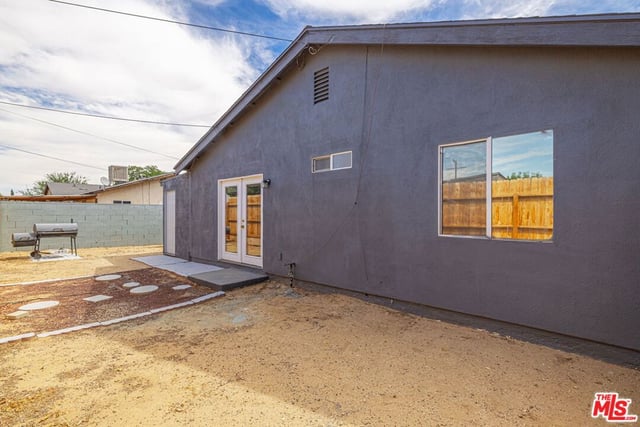 43033 39th Street, Lancaster, CA 93536 — photo 26 of 28
