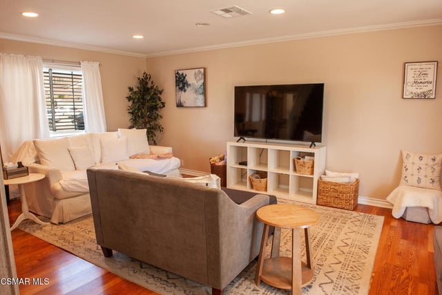 2884 Gardner Street, Simi Valley, CA 93065 — photo 4 of 31