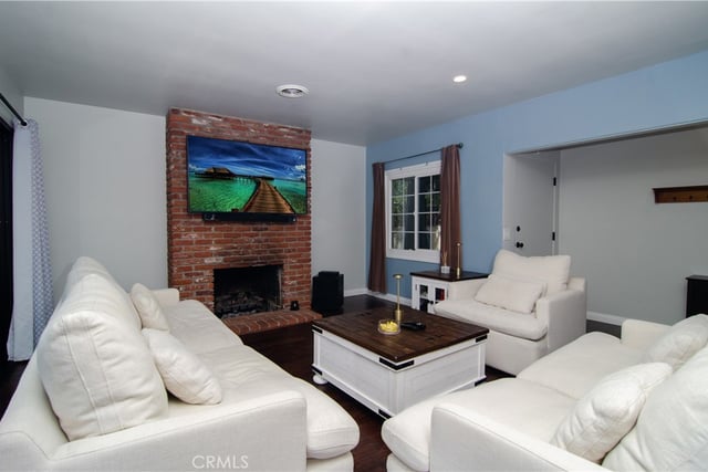 21209 Dumetz Road, Woodland Hills, CA 91364 — photo 21 of 64