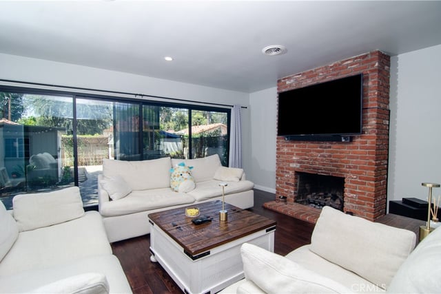 21209 Dumetz Road, Woodland Hills, CA 91364 — photo 22 of 64