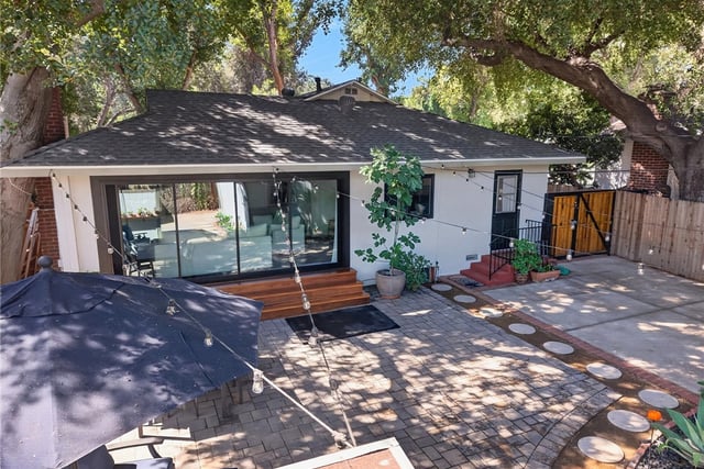 21209 Dumetz Road, Woodland Hills, CA 91364 — photo 40 of 64