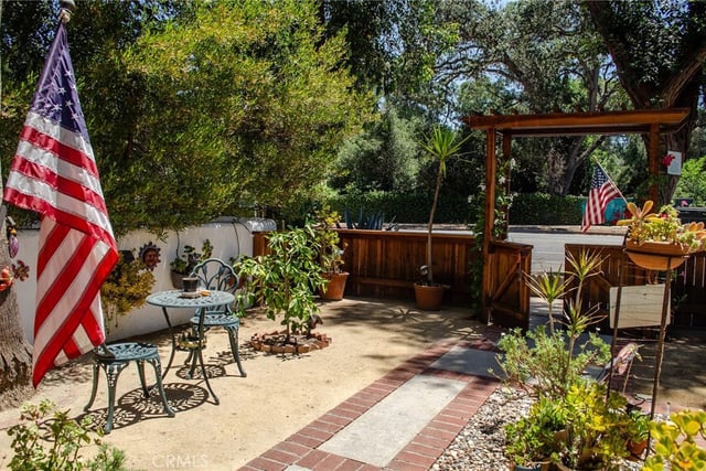 21209 Dumetz Road, Woodland Hills, CA 91364 — photo 8 of 64