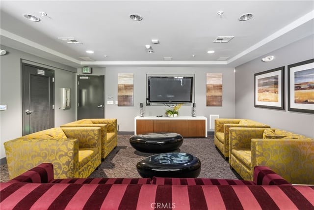 21301 Erwin Street 511, Woodland Hills, CA 91367 — photo 10 of 45