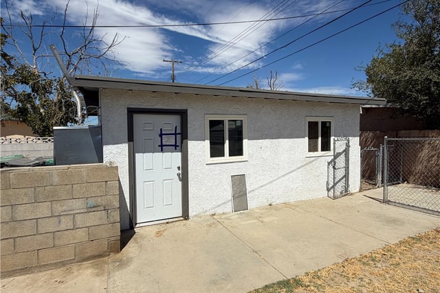 1047 W Avenue H6, Lancaster, CA 93534 — photo 19 of 24