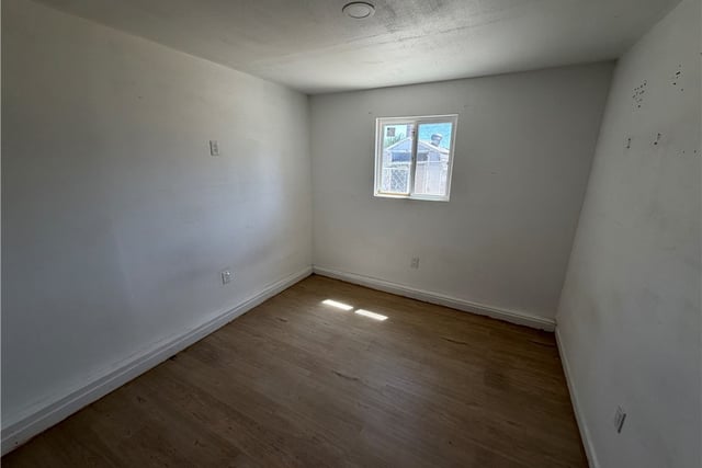 1047 W Avenue H6, Lancaster, CA 93534 — photo 22 of 24