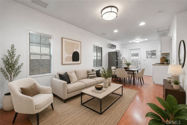 2989 W 12th Street, Los Angeles, CA 90006 — photo 3 of 15
