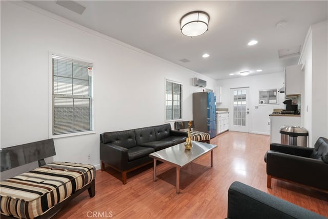 2989 W 12th Street, Los Angeles, CA 90006 — photo 4 of 15