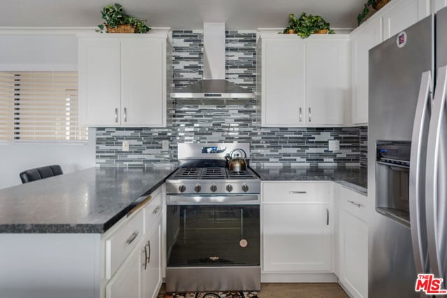 845 W 19th Street 1, San Pedro, CA 90731 — photo 6 of 59