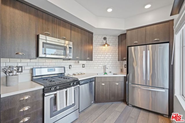 2974 Ripple Place 202, Los Angeles, CA 90039 — photo 14 of 32