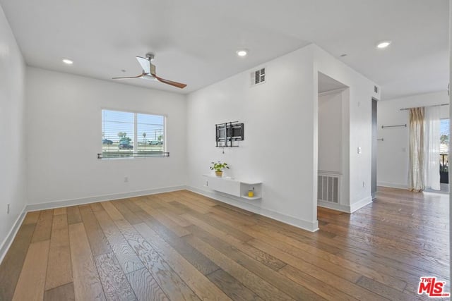 2974 Ripple Place 202, Los Angeles, CA 90039 — photo 6 of 32