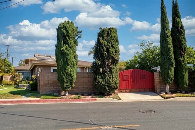 4602 El Reposo Drive, Los Angeles, CA 90065 — photo 13 of 40