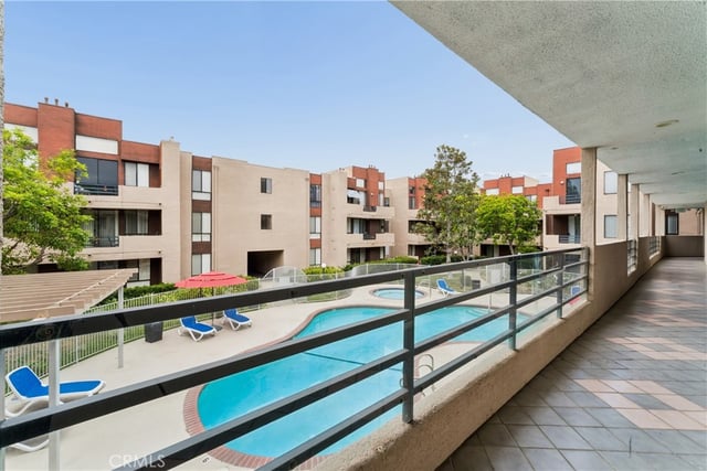 7826 Topanga Canyon 220, Canoga Park, CA 91304 — photo 14 of 17