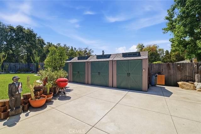 310 S Mountain Avenue, Monrovia, CA 91016 — photo 34 of 42