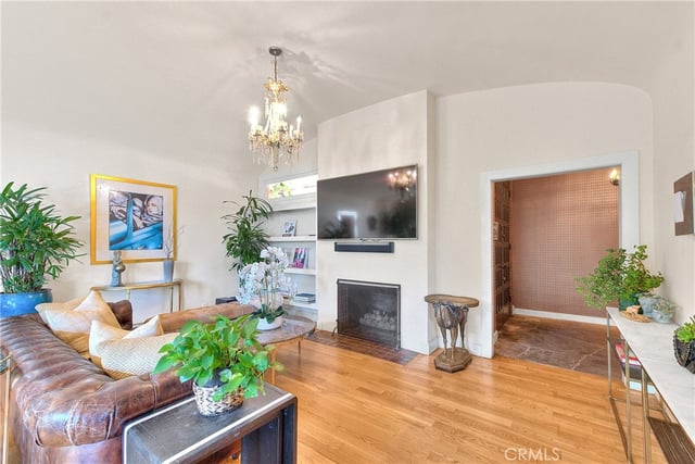 1641 N Crescent Heights, Los Angeles, CA 90069 — photo 13 of 70