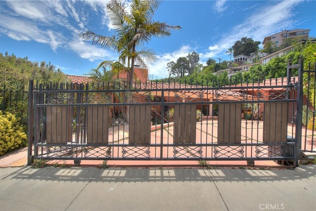 1641 N Crescent Heights, Los Angeles, CA 90069 — photo 6 of 70