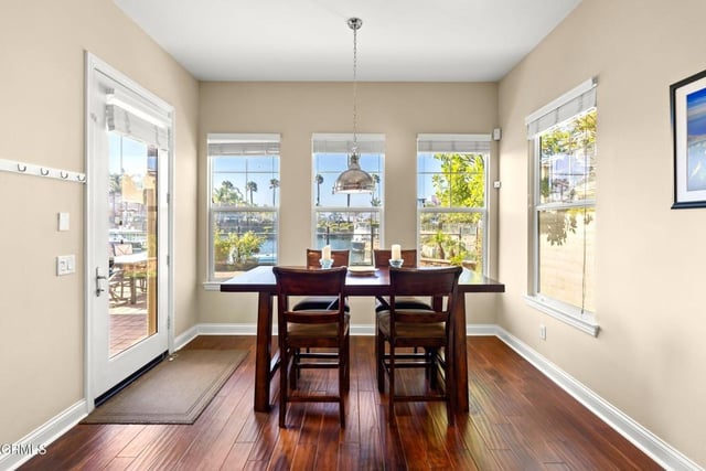 3927 W Hemlock Street, Oxnard, CA 93035 — photo 16 of 45