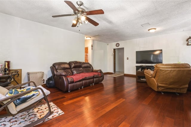 5654 Stansbury, Sherman Oaks, CA 91401 — photo 5 of 45