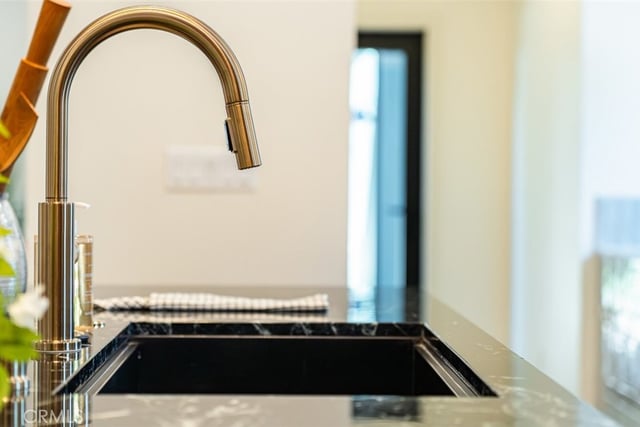 11911 Hartsook, Valley Village, CA 91607 — photo 17 of 68