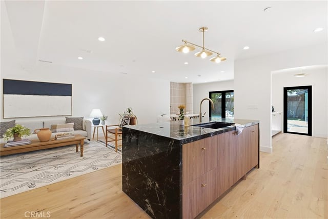 11911 Hartsook, Valley Village, CA 91607 — photo 20 of 68