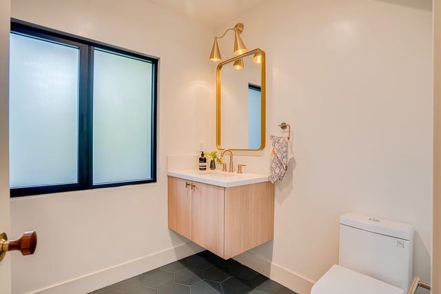 11911 Hartsook, Valley Village, CA 91607 — photo 35 of 68