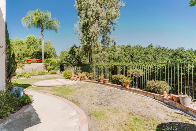 1005 Shoal Creek Court, Simi Valley, CA 93065 — photo 31 of 43
