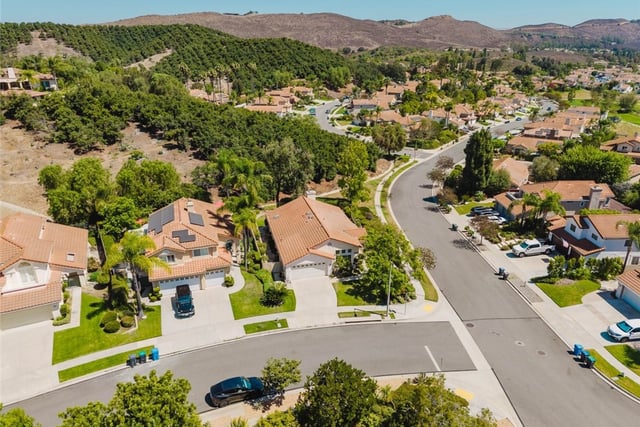 1005 Shoal Creek Court, Simi Valley, CA 93065 — photo 40 of 43