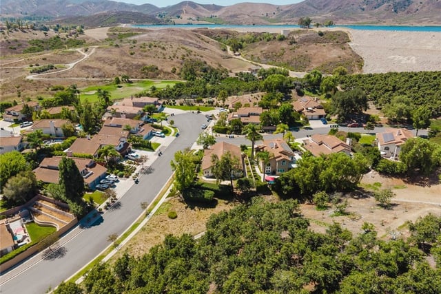1005 Shoal Creek Court, Simi Valley, CA 93065 — photo 43 of 43