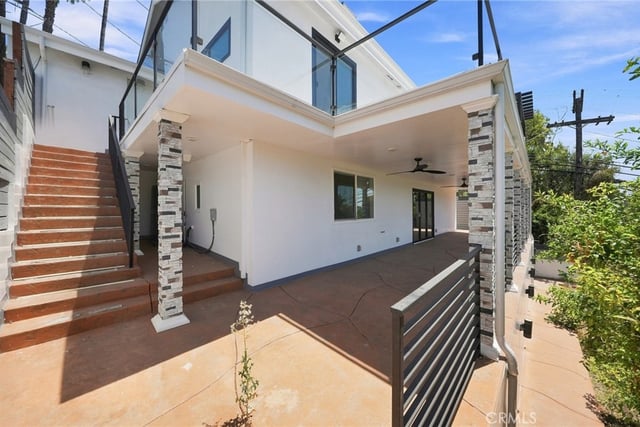 6002 Graciosa, Los Angeles, CA 90068 — photo 18 of 51